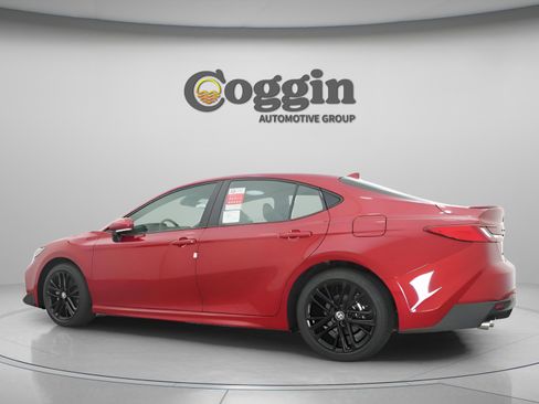 New 2026 Toyota Camry SE image 8