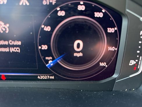 Used 2023 Volkswagen Atlas SE w/ Panoramic Sunroof Package image 10