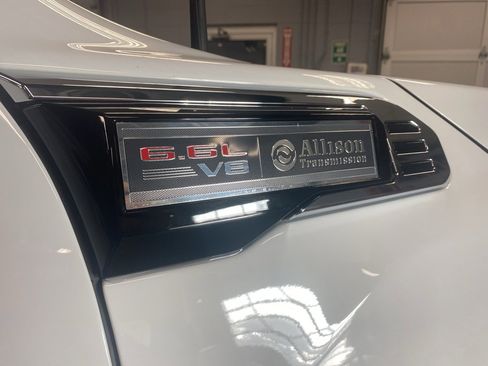 New 2025 GMC Sierra 3500 Pro w/ Convenience Package image 9