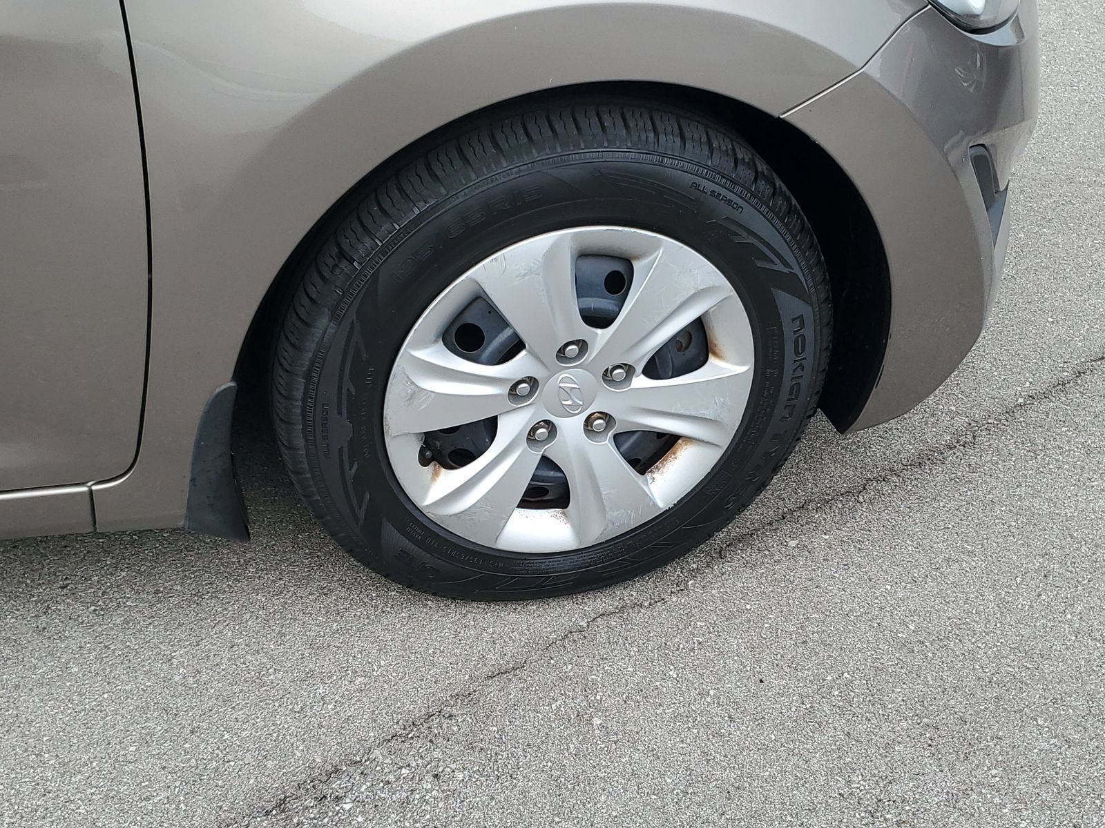 Used 2016 Hyundai Elantra SE FWD image 6