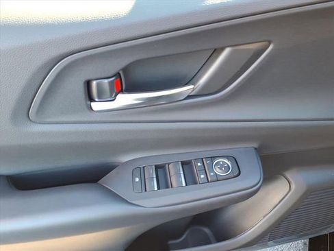 New 2026 Toyota Prius Plug-In Hybrid image 12