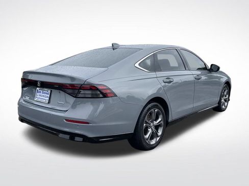 Used 2023 Honda Accord EX-L image 4