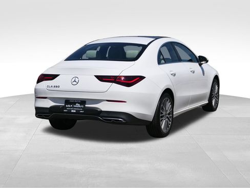 Used 2025 Mercedes-Benz CLA 250 image 2