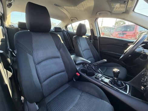 Used 2016 MAZDA MAZDA3 i Sport w/ Preferred Equipment Package image 20