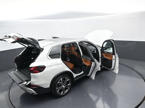 New 2026 BMW X5 xDrive40i AWD/4WD image 44