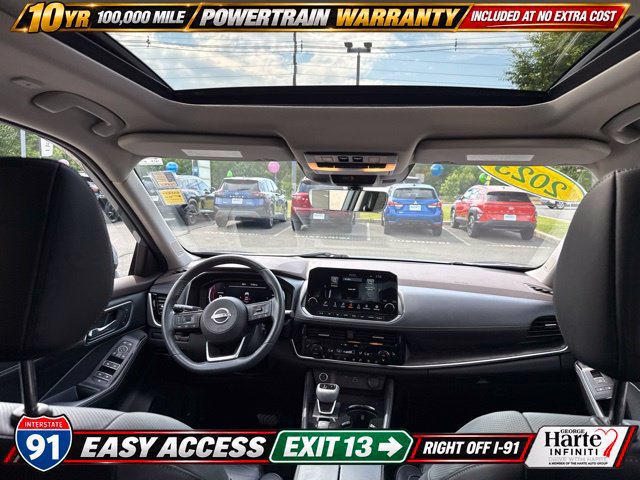 Used 2023 Nissan Rogue Platinum w/ Platinum Premium Package AWD/4WD image 12