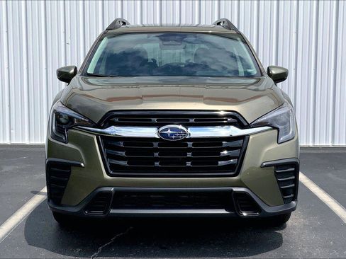 Used 2025 Subaru Ascent Premium AWD/4WD image 3