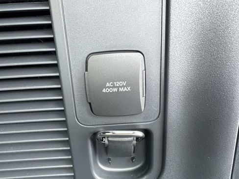 New 2026 Lincoln Navigator L Reserve AWD/4WD image 12
