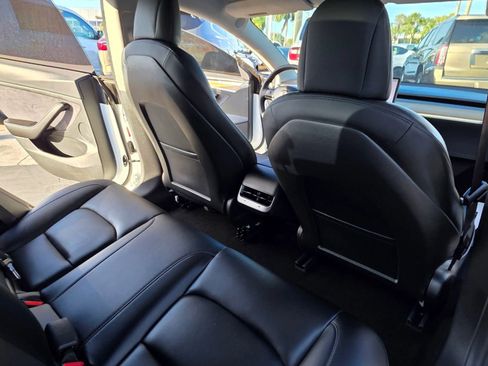 Used 2021 Tesla Model 3 Standard Range Plus RWD image 19