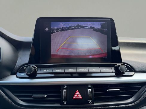 Used 2023 Kia Forte LXS image 19