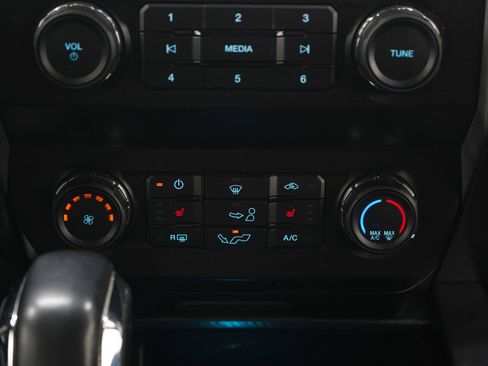 Used 2020 Ford F150 XLT w/ Equipment Group 302A Luxury image 20