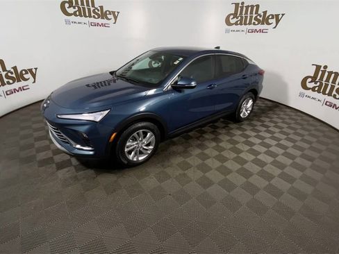 Used 2024 Buick Envista Preferred w/ Convenience I Package image 4