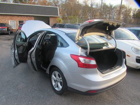 Used 2014 Ford Focus SE image 10
