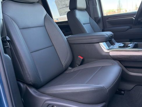 New 2026 Chevrolet Silverado 2500 LTZ w/ LTZ Convenience Package AWD/4WD image 11