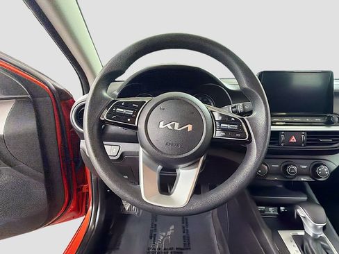 Used 2023 Kia Forte LXS w/ LXS Technology Package FWD image 13