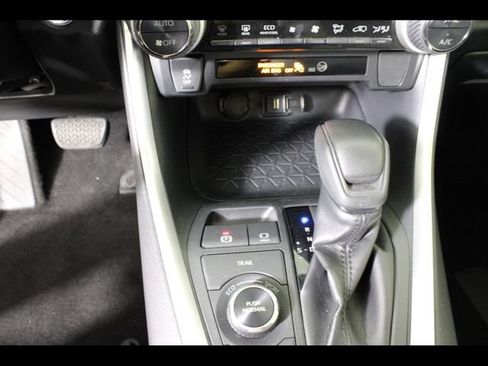 Used 2020 Toyota RAV4 XLE w/ Convenience Package AWD/4WD image 27