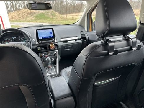 Used 2022 Ford EcoSport SES image 6