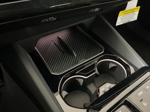 New 2026 BMW 530i w/ Executive Package image 13