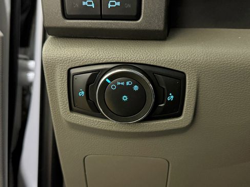 Used 2022 Ford F350 XL w/ Power Equipment Group image 28