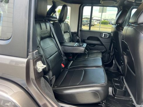 Used 2023 Jeep Wrangler Unlimited Sahara w/ Cold Weather Group AWD/4WD image 51