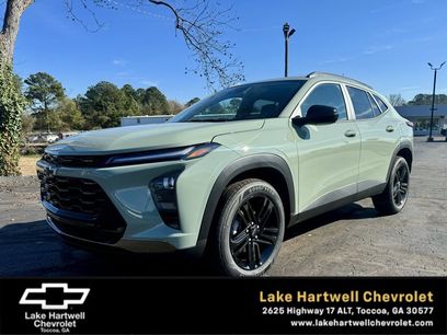 New 2026 Chevrolet Trax ACTIV w/ Sunroof Package