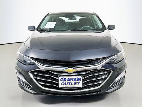 Used 2023 Chevrolet Malibu LT w/ Driver Confidence Package FWD image 2