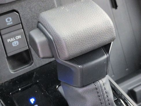 Used 2025 Toyota Tundra SR5 w/ SR5 Convenience Package image 23