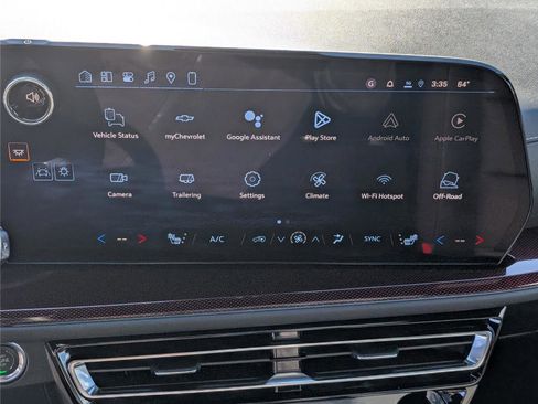 New 2026 Chevrolet Traverse Z71 w/ Driver Confidence Package image 28