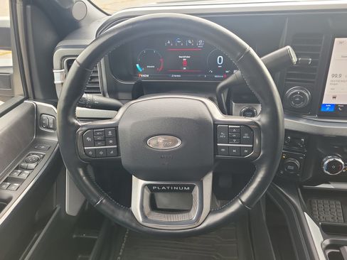 Used 2025 Ford F350 Platinum w/ FX4 Off-Road Package AWD/4WD image 21