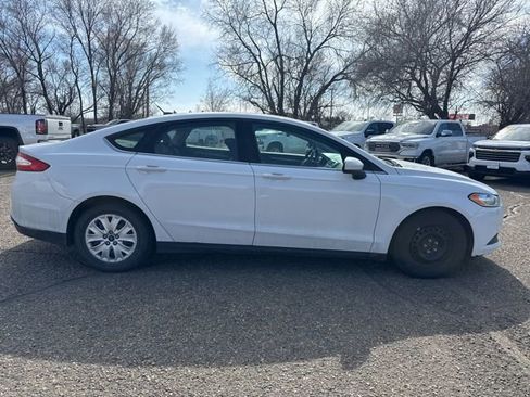 Used 2013 Ford Fusion S image 2