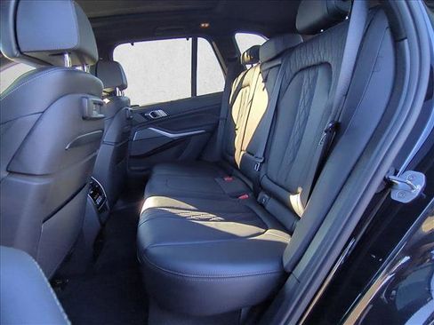 Used 2020 BMW X5 M50i w/ Executive Package image 19