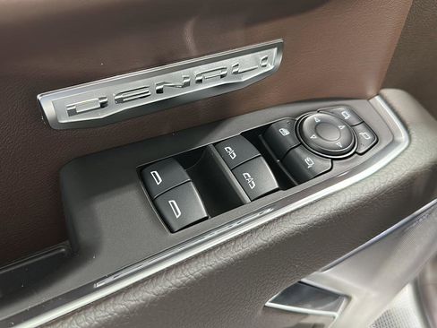 Used 2025 GMC Sierra 1500 Denali image 19