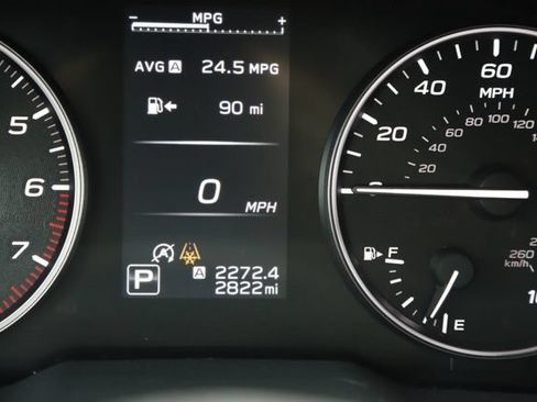 Certified 2025 Subaru Outback Premium w/ Popular Package #1A AWD/4WD image 30