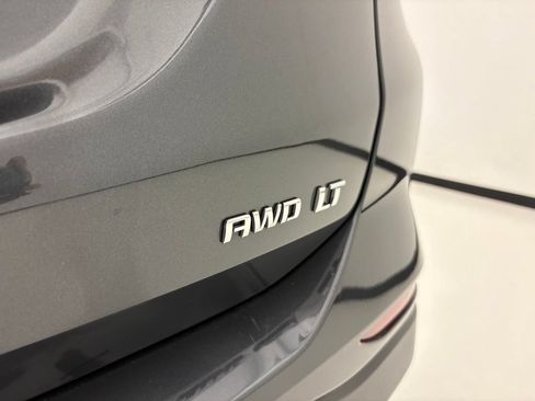 Used 2023 Chevrolet Equinox LT AWD/4WD image 23