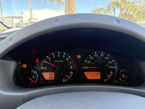 Used 2008 Nissan Frontier SE w/ SE Value Truck Pkg image 11