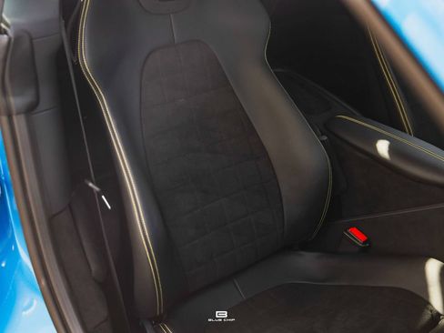 Used 2026 Ferrari Roma Spider RWD image 25
