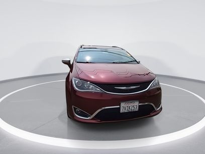 Certified 2017 Chrysler Pacifica Limited