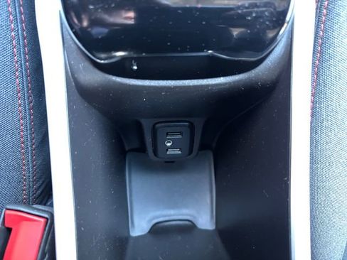 Used 2017 Chevrolet Bolt LT FWD image 25