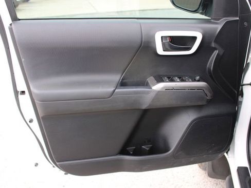 Used 2023 Toyota Tacoma 4x4 Double Cab w/ Trail Edition image 12