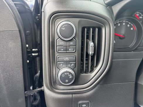 Used 2023 GMC Sierra 1500 Pro w/ Pro Value Package image 17