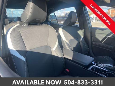 Used 2025 Toyota Camry SE image 14