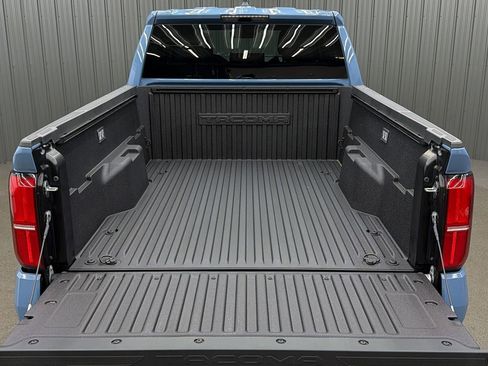 Used 2026 Toyota Tacoma TRD Sport AWD/4WD image 17
