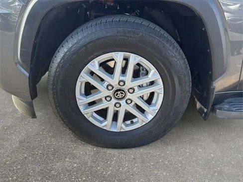 Used 2025 Toyota Sequoia SR5 AWD/4WD image 9