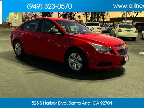 Used 2014 Chevrolet Cruze LS image 1