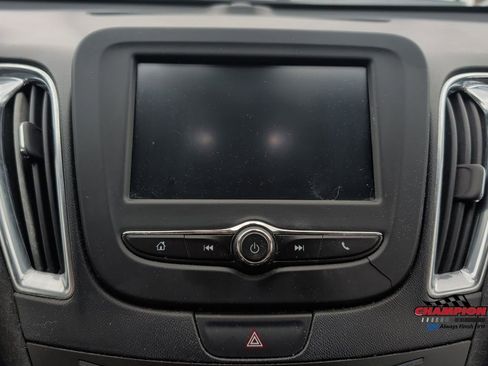 Used 2016 Chevrolet Malibu LT image 15