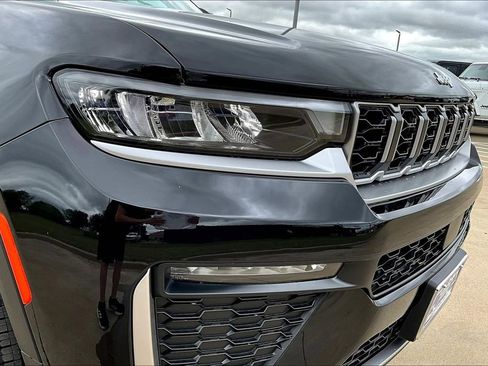 New 2026 Jeep Grand Cherokee L Limited RWD image 20