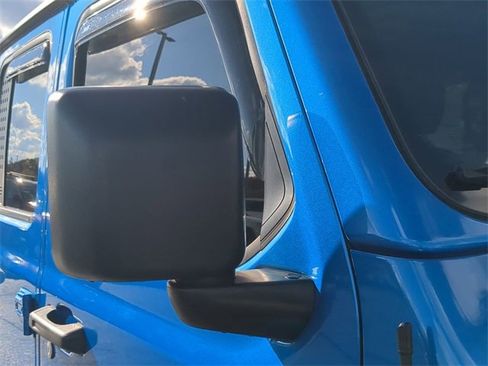 Used 2021 Jeep Gladiator Sport image 11