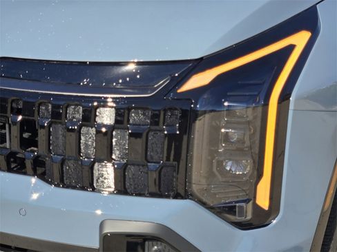 New 2026 Kia Sportage X-Line image 6