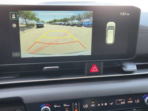 New 2026 Kia Carnival EX FWD image 17