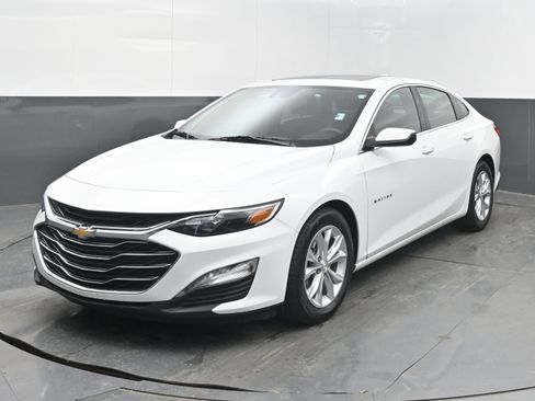 Used 2024 Chevrolet Malibu LT image 4